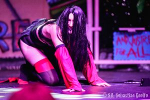 BONER BIZARRE Was An Inside (Hand) Job