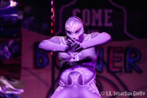 BONER BIZARRE Was An Inside (Hand) Job