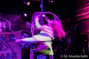 BONER BIZARRE Was An Inside (Hand) Job