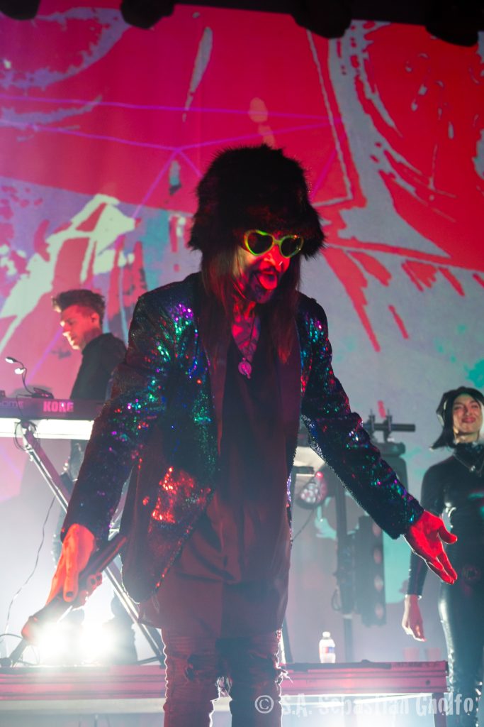 2025-05-02 Ministry-68