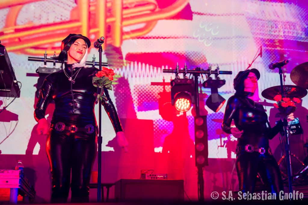 2025-05-02 Ministry-71