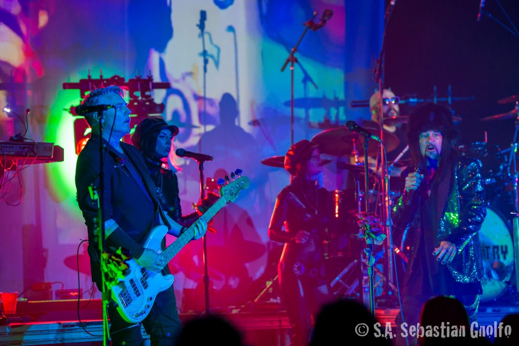 2025-05-02 Ministry-96